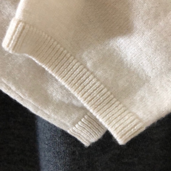 Joie Sweater White/Gray Stripes - XS - EUC - Picture 8 of 13